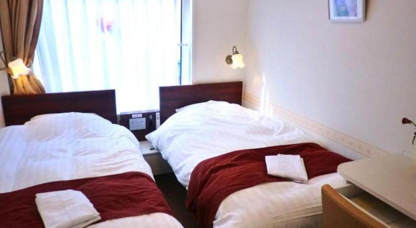 Hotel Shimbashi Sambankan